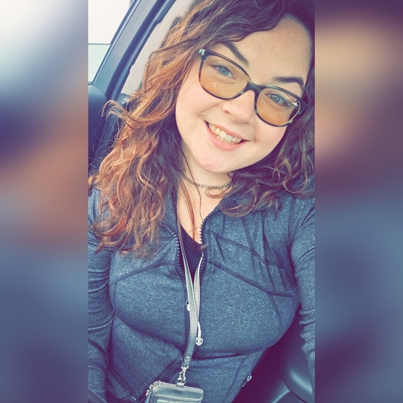 Meet your Posher, Jennye - Picture 1 of 1